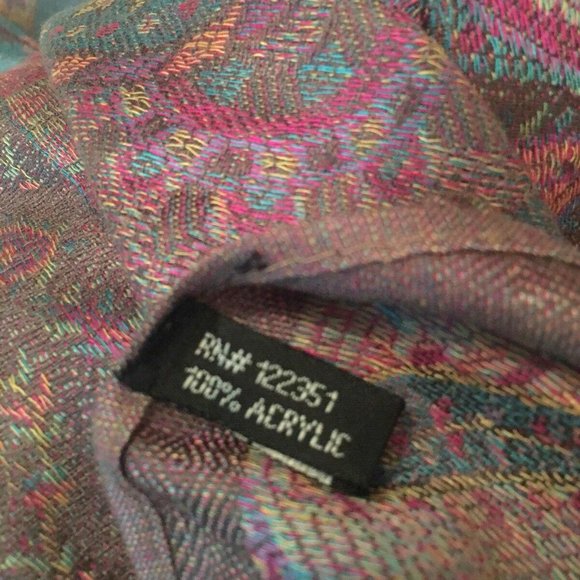 Pretty Vintage Fringed scarf 100% Acrylic - Picture 7 of 12